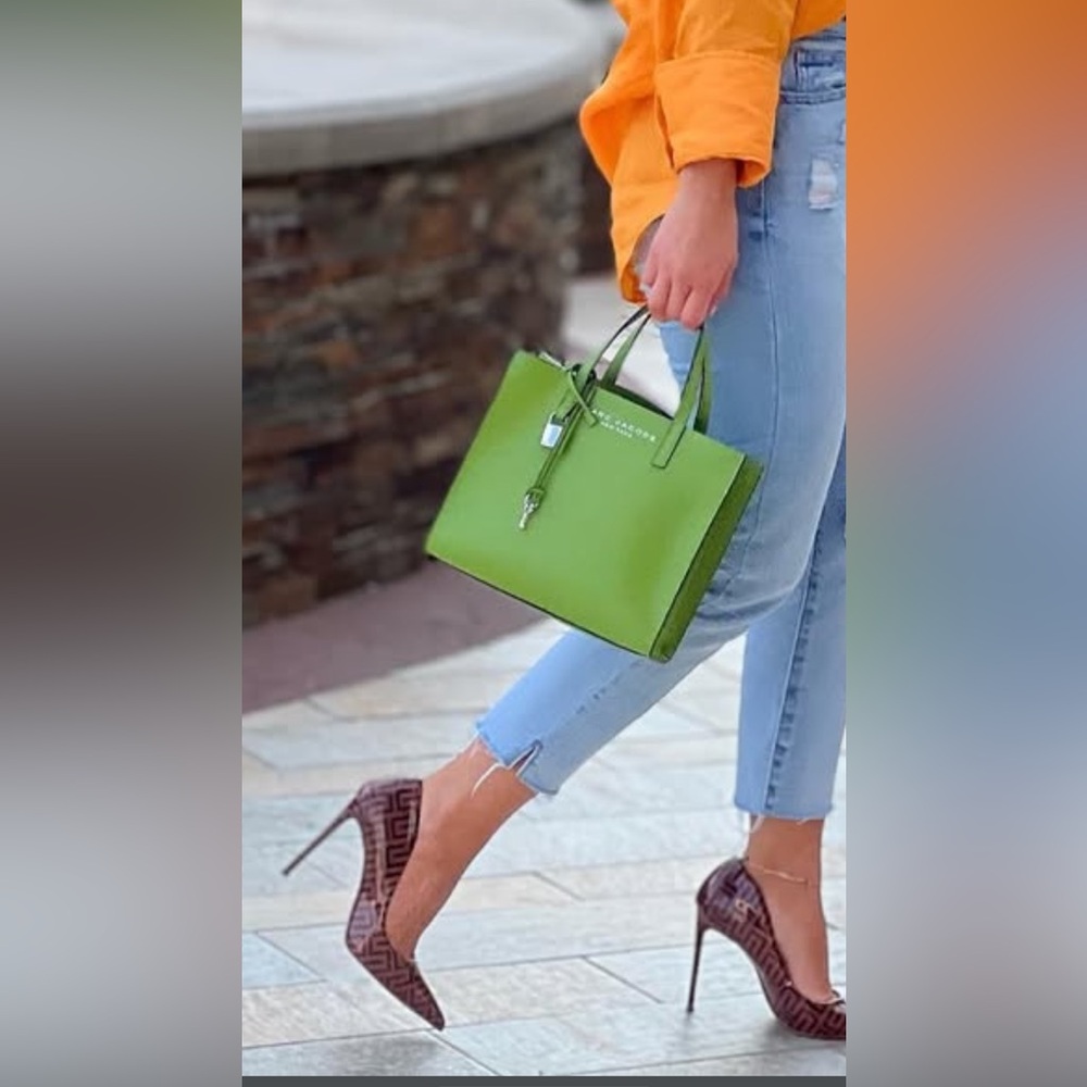 Marc Jacobs Green Leather Satchel with Structured Design